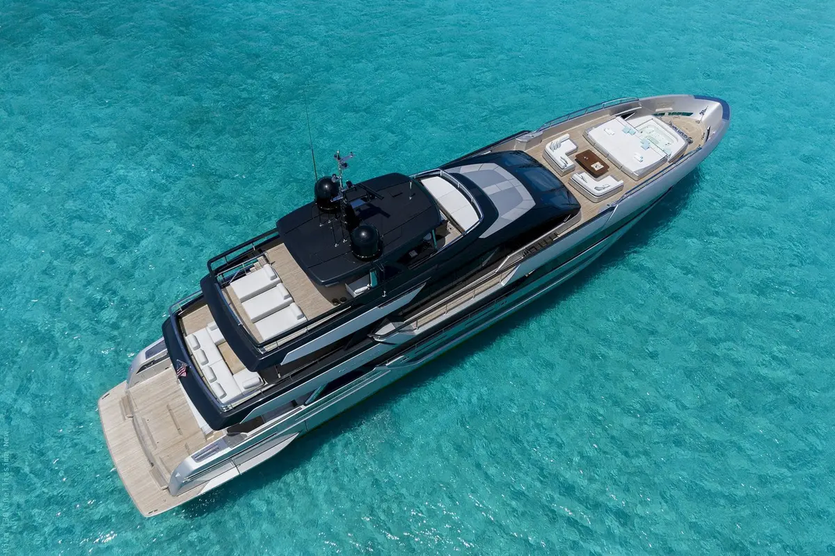 Riva 130